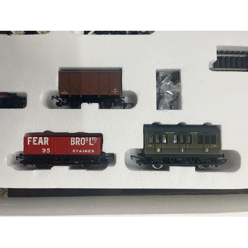 257 - Boxed Hornby train set - The Coastal Freight