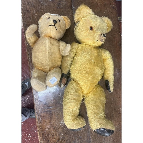 265 - 2 1920's articulated Teddy Bears with growler's - Approx 43cm & 56cm