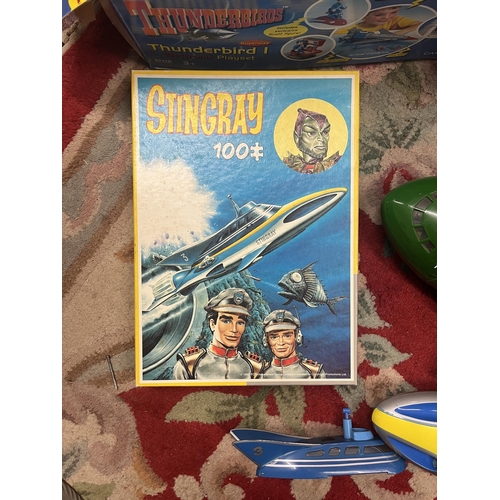 275 - Good collection of Stingray figures and vehicles together with Thunderbird 1 and 2 vehicles