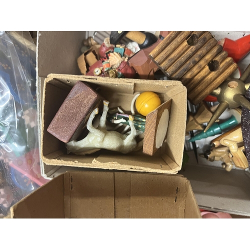 290 - Good collection of vintage wooden toys