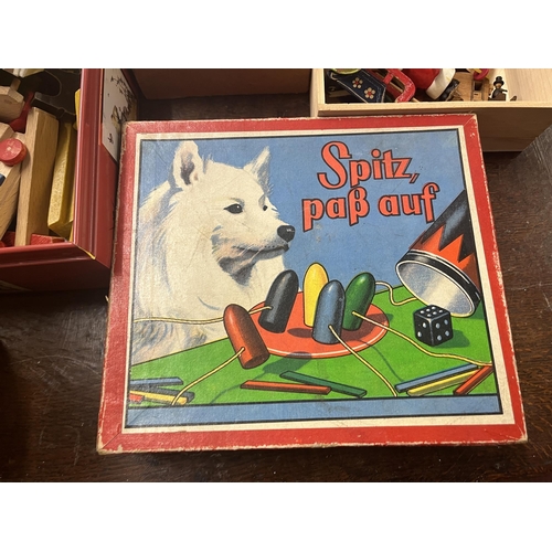 290 - Good collection of vintage wooden toys