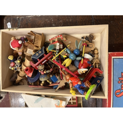 290 - Good collection of vintage wooden toys