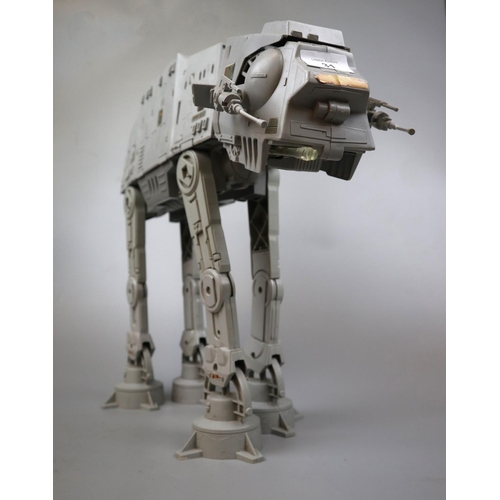 31 - Star Wars Imperial AT AT Walker with pilot and commander figures