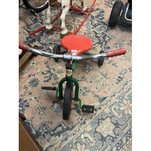 318 - 1960's vintage child's trike by Community Rifton New York