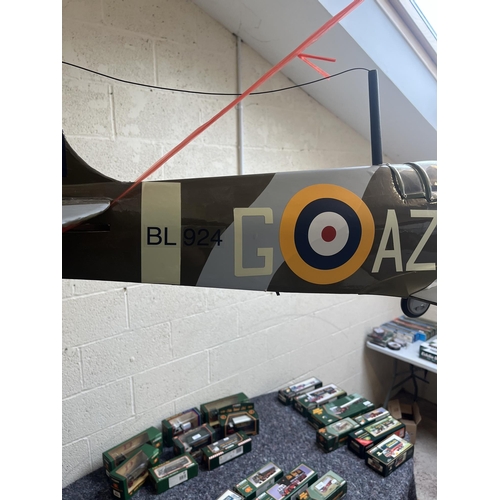 348 - De-Agostini R.C. Spitfire 1:10 scale including transmitter together with the original magazines in b... 