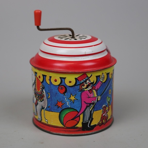 45 - Collection of tin plate toys