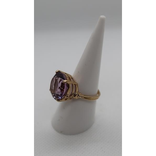 259 - Large 9ct gold amethyst set ring - Size N