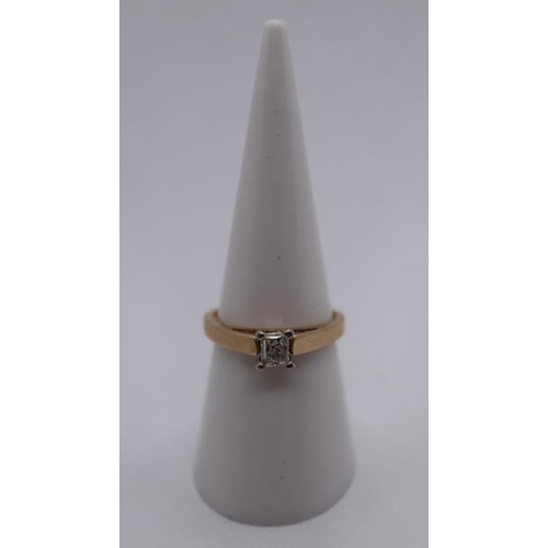 10 - 14ct gold princess cut diamond ring 0.40ct - Size M½