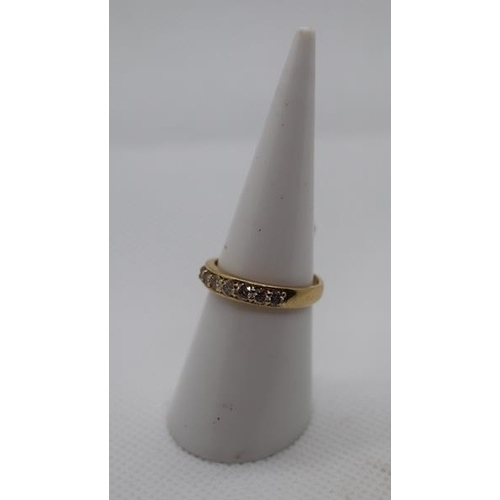 264 - 18ct gold 7 stone diamond ring - Size L½