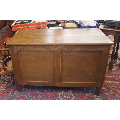 267 - Oak blanket box - Approx size: W: 122cm D: 59cm H: 79cm