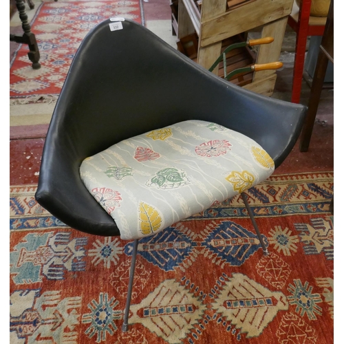 332 - 1950's Lloyd Loom Stingray chair