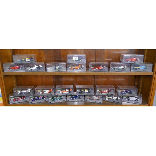 461 - Collection of Formula 1 model diecast cars in cases