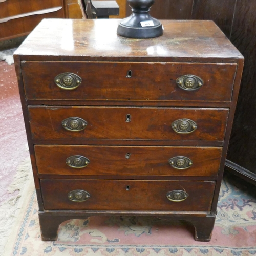 468 - Rare Georgian 2 foot chest of 4 drawers - Approx size: W: 62cm D: 41cm H: 70cm