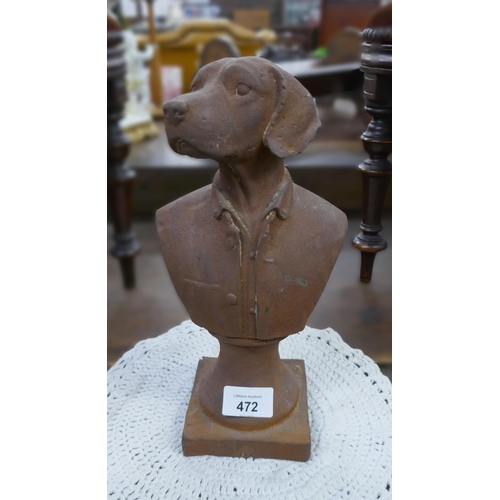 472 - Metal dog bust - Approx height: 28cm