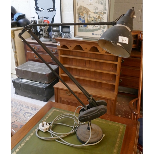 547 - Vintage cantilever desk lamp