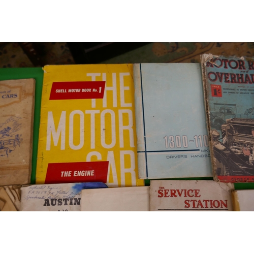 292 - Automobilia - Car manuals and a Smiths advertising clock