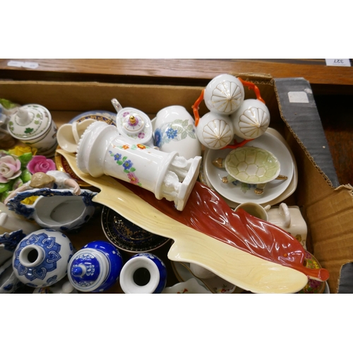 351 - Selection of Trinkets to include Shelley pin dishes