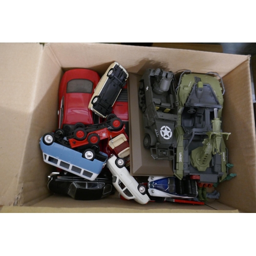 357 - Collection of mostly unboxed diecast vehicles to include motorbikes