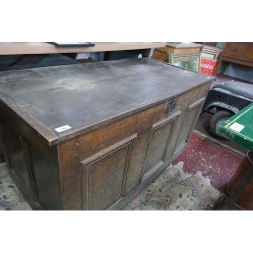 382 - Early oak coffer - Approx size: W: 123cm D: 62cm H: 65cm