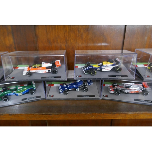 461 - Collection of Formula 1 model diecast cars in cases