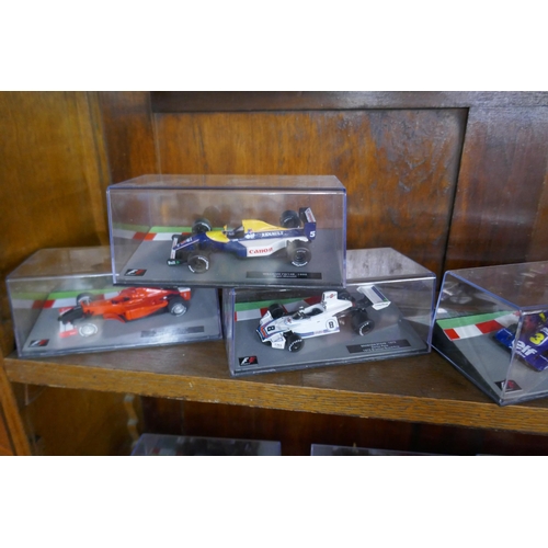 461 - Collection of Formula 1 model diecast cars in cases