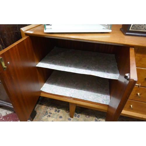 478 - Mid century teak sideboard by A. Younger - Approx size: W: 198cm D: 45cm H: 75cm