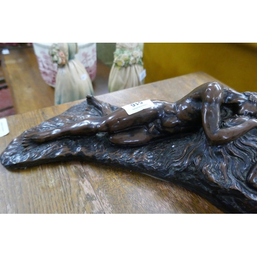 516 - Signed bronzed sculpture - The Lovers