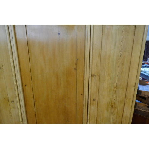 534 - Large antique pine wardrobe - Approx size: W: 163cm D: 62cm H: 207cm