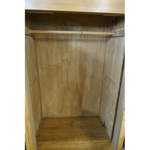 534 - Large antique pine wardrobe - Approx size: W: 163cm D: 62cm H: 207cm