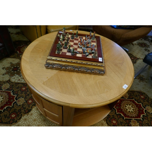 535 - Mid century circular coffee table by Nathan