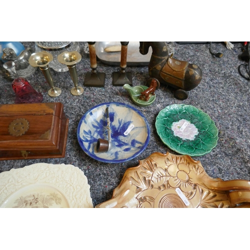 548 - Collection of ceramics and glassware etc