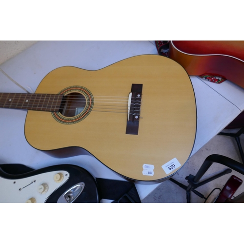 559 - Acoustic guitar