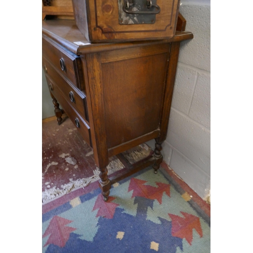 588 - Antique oak chest of 3 drawers - Approx size: W: 99cm D: 47cm H: 89cm