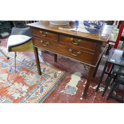 605 - Antique oak lowboy - Approx size: W: 80cm D: 50cm H: 74cm