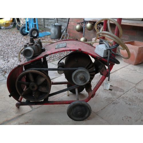 629 - Kismet Speedair compressor circa 1950s in working order