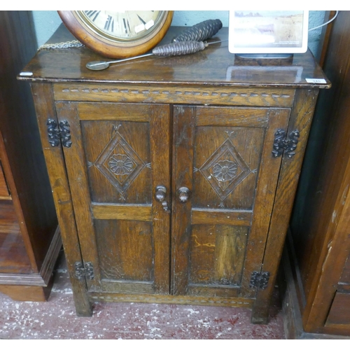 345 - Oak cabinet - Approx size: W: 65cm D: 38cm H: 82cm