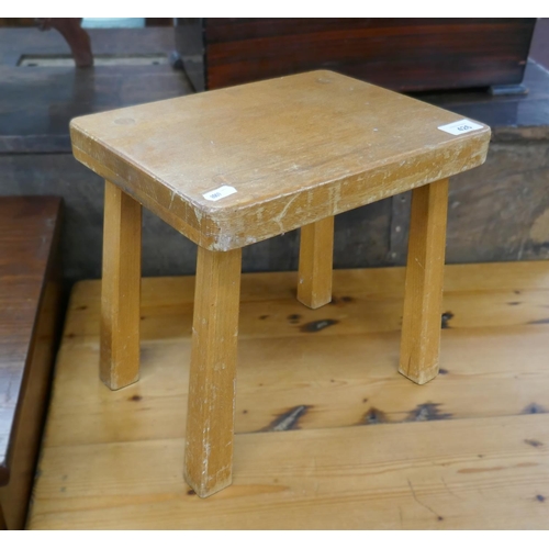 426 - Small oak stool