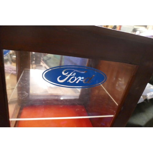 294 - Counter top display cabinet - Ford motor cars - Approx size: W: 42cm D: 47cm H: 56cm