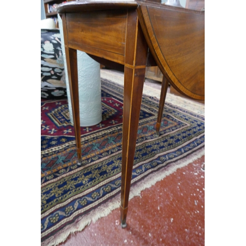 350 - Small Regency mahogany drop leaf table