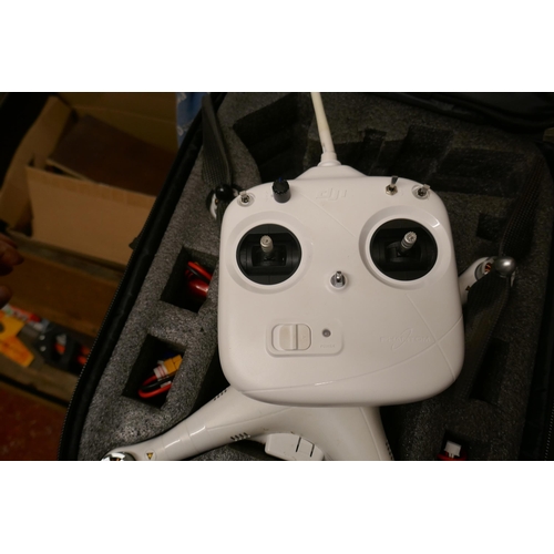 371 - DJI Phantom fc drone in working condition