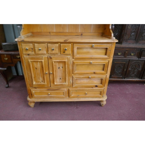 405 - Pine dresser with unusual glass fronted drawers - Approx size: W: 122cm D: 46cm H: 215cm