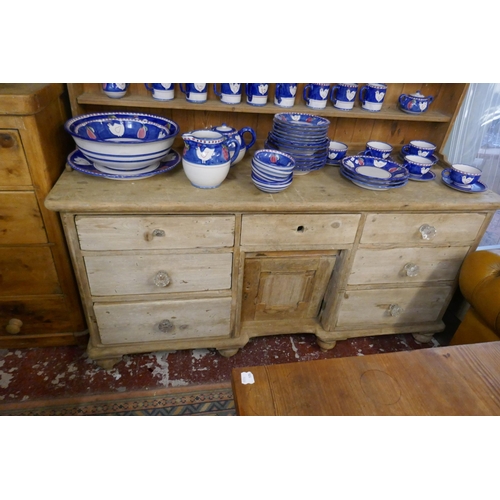 449 - Antique pine dresser - Approx size: W: 163cm D: 57cm H: 185cm