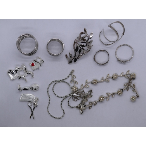 48 - Collection of jewellery to include silver