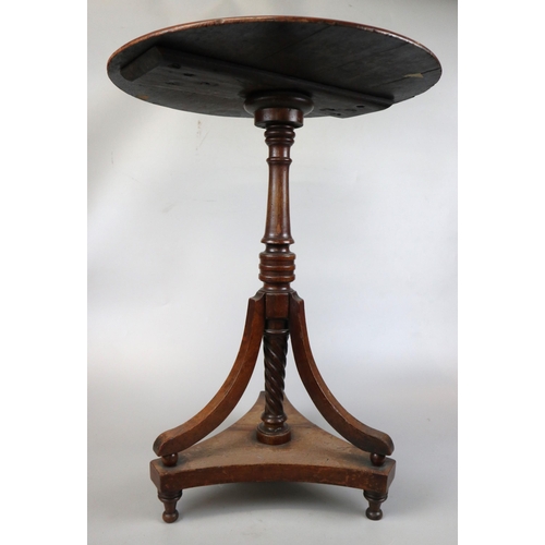 490 - Round early Victorian table