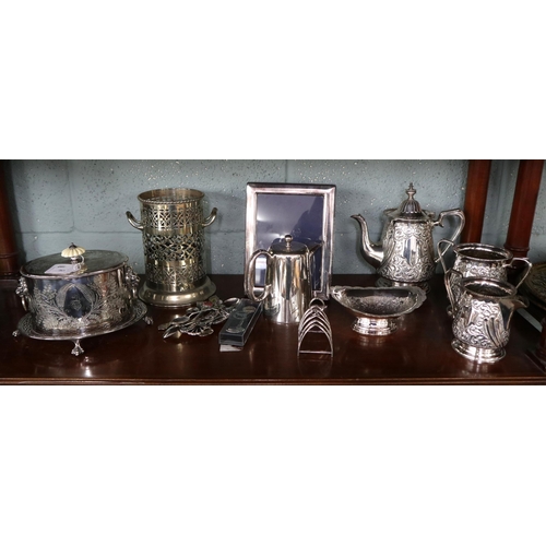 188 - Collection of silverplate items