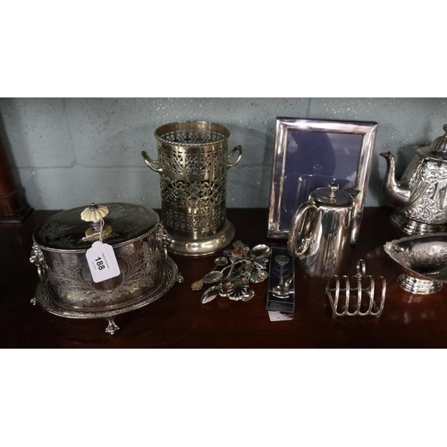 188 - Collection of silverplate items