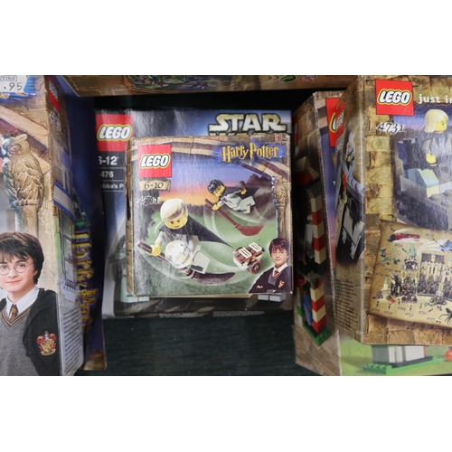 251 - Collection of Lego in Harry Potter boxes