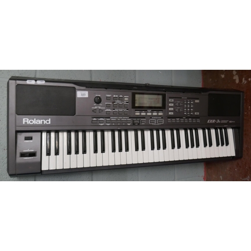 323 - Roland EXR35 keyboard/interactive arranger with built in speakers