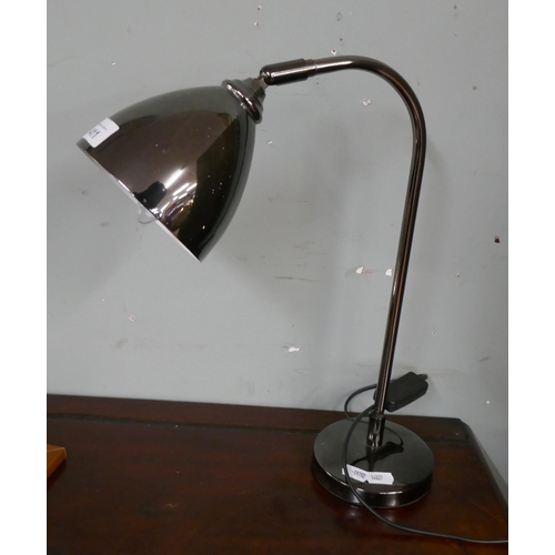 411 - Metallic desk lamp