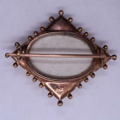 55 - Victorian 9ct gold brooch